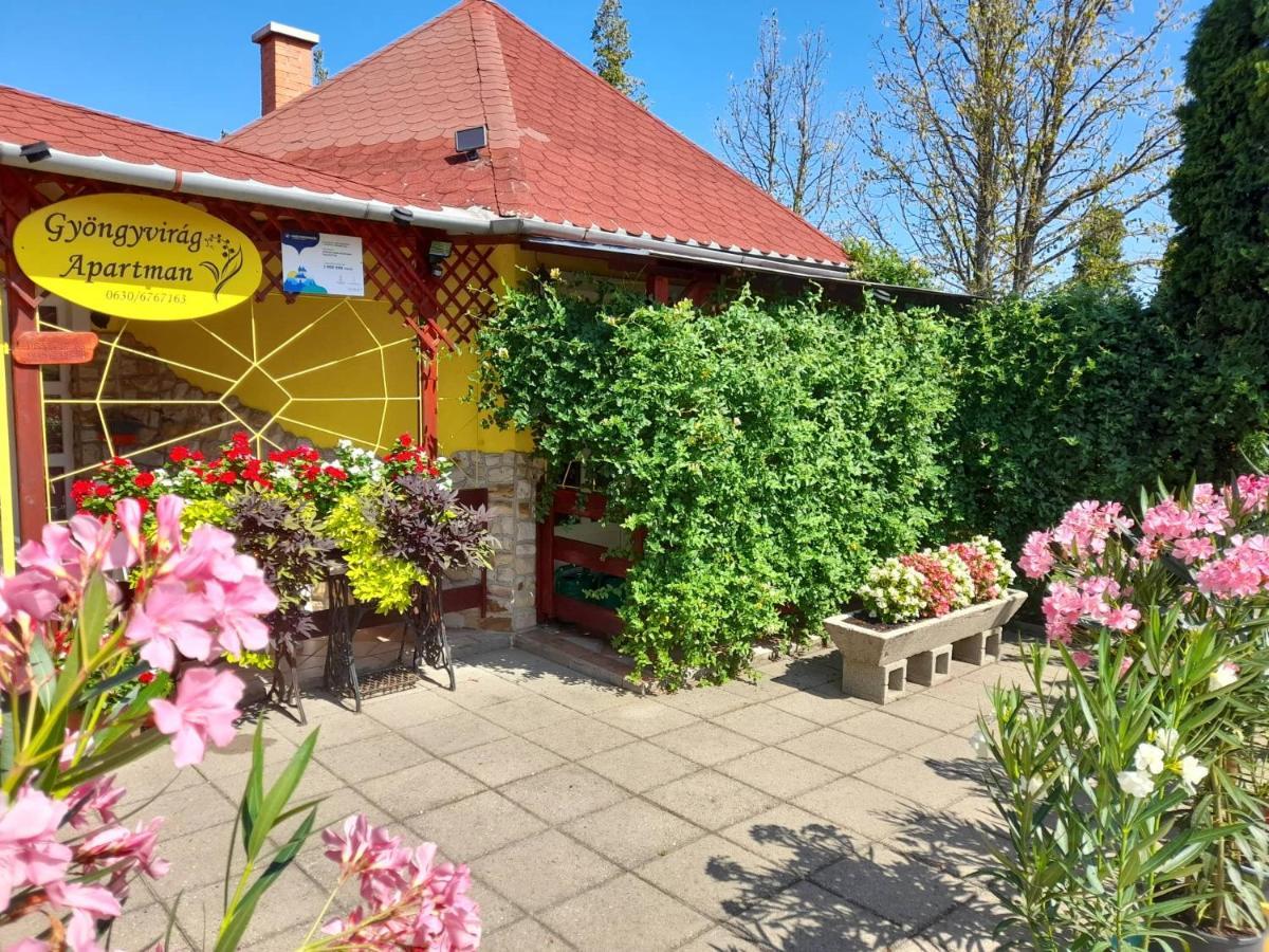 Gyoengyvirag Apartment Romhány Dış mekan fotoğraf